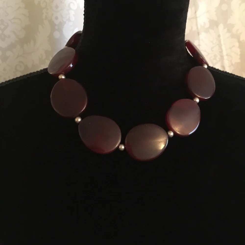 Vintage 60’s Burgundy Ovals necklace